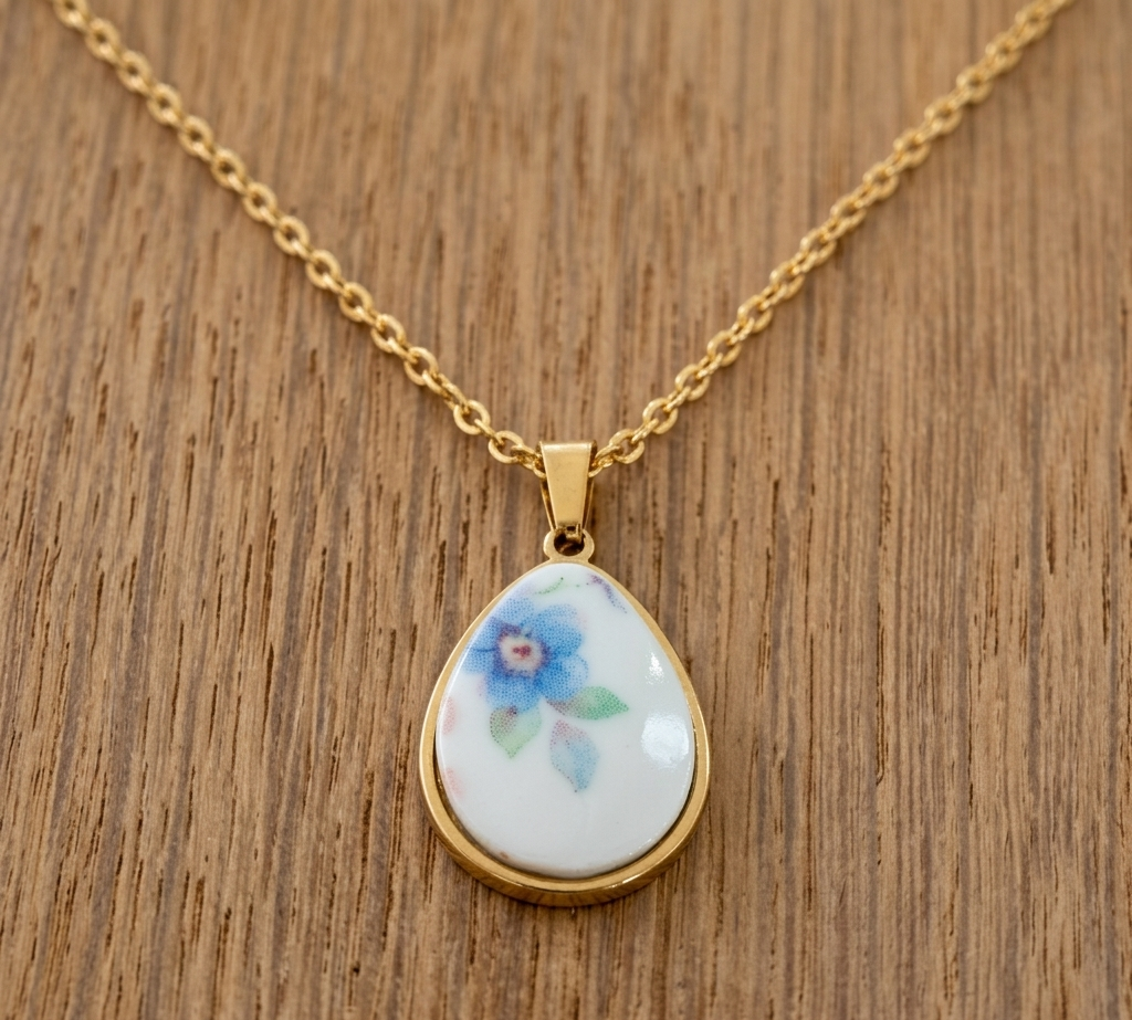 Pendentif "Fleur bleue"
